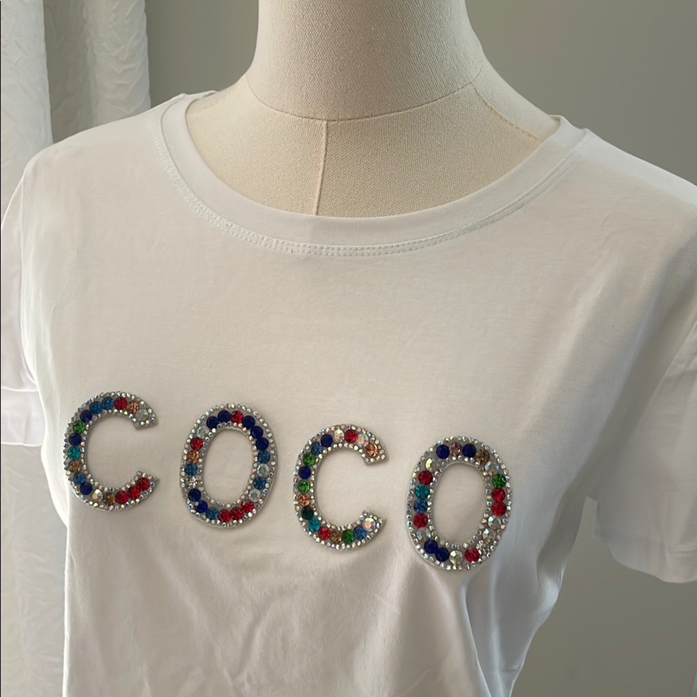 White T-Shirt Colorful Beaded 'COCO' NWOT Boutique Fashion top Small inspired - Picture 6 of 9